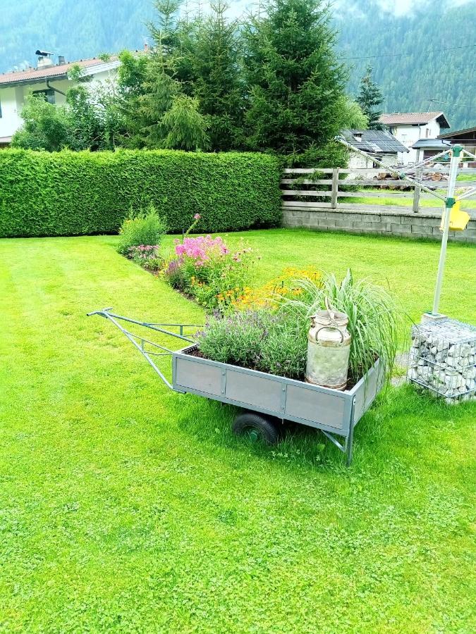 Haus Fini Apartment Längenfeld Екстериор снимка