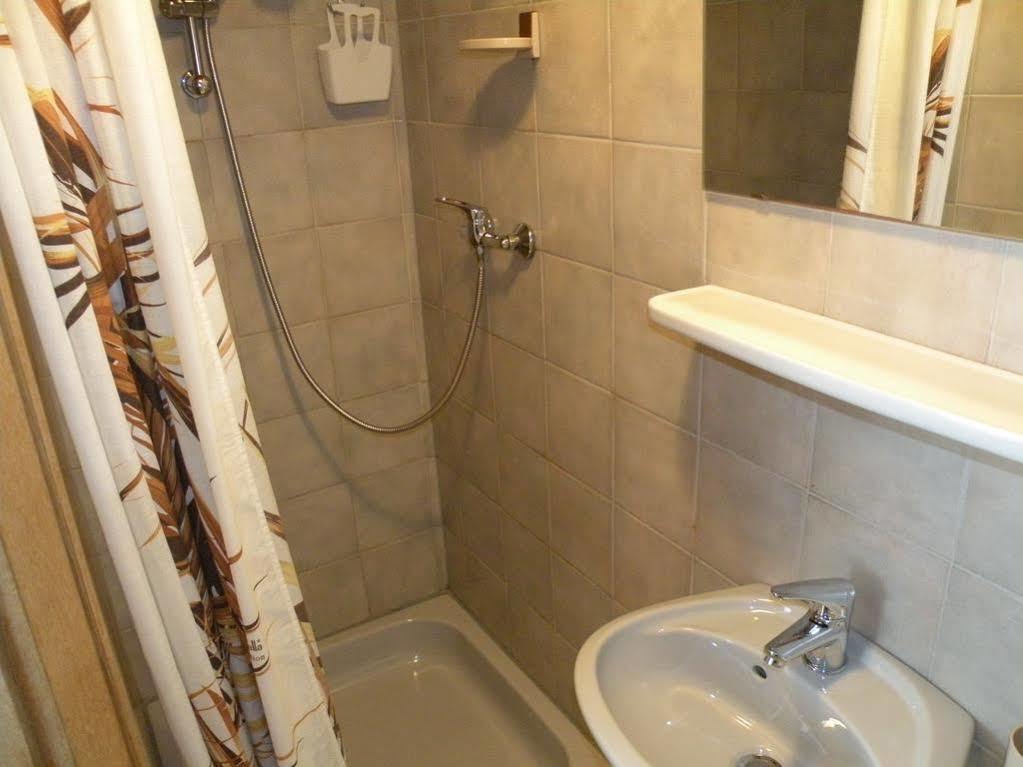 Haus Fini Apartment Längenfeld Екстериор снимка